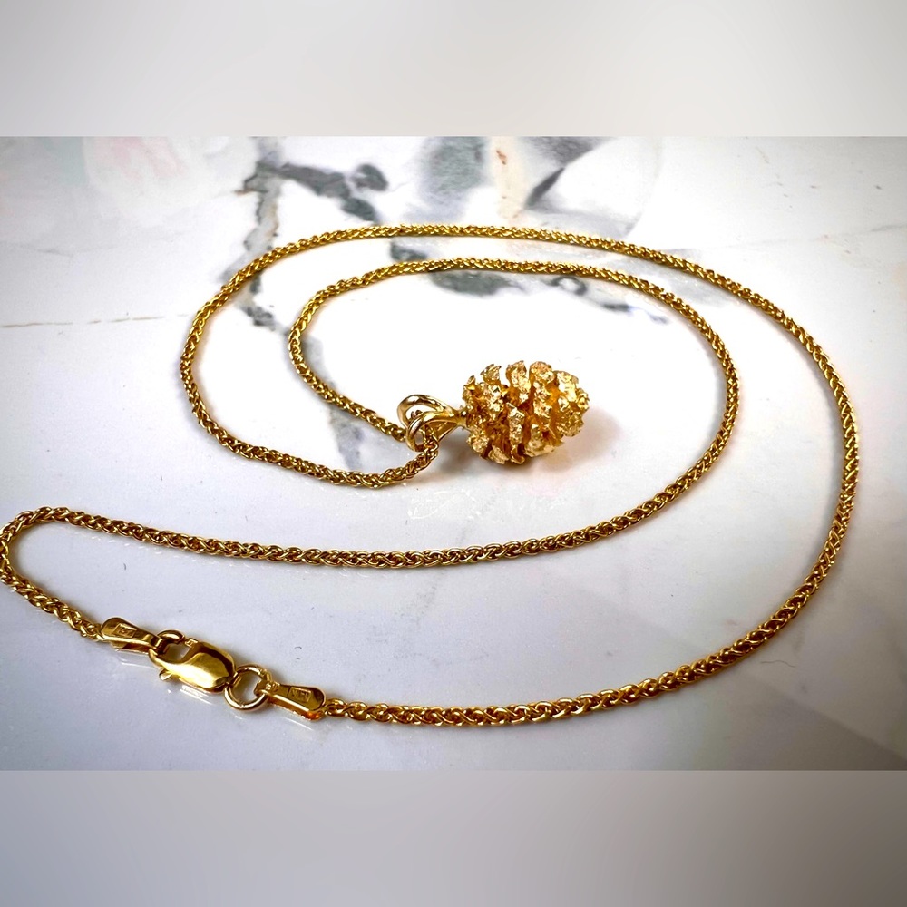 SOLD 14K Solid Gold Pinecone Pendant 18” Necklace Gift Fine Jewelry